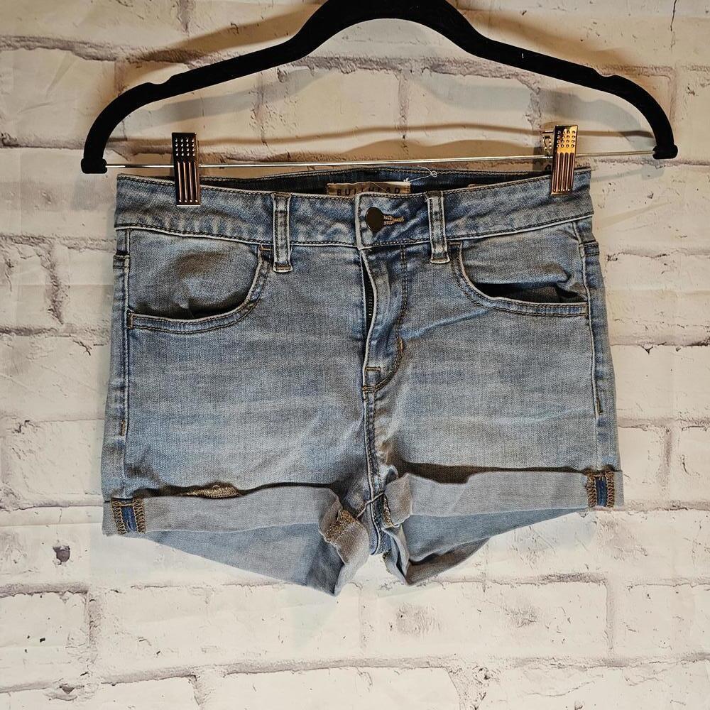 Bullhead Jean Shorts Size 26